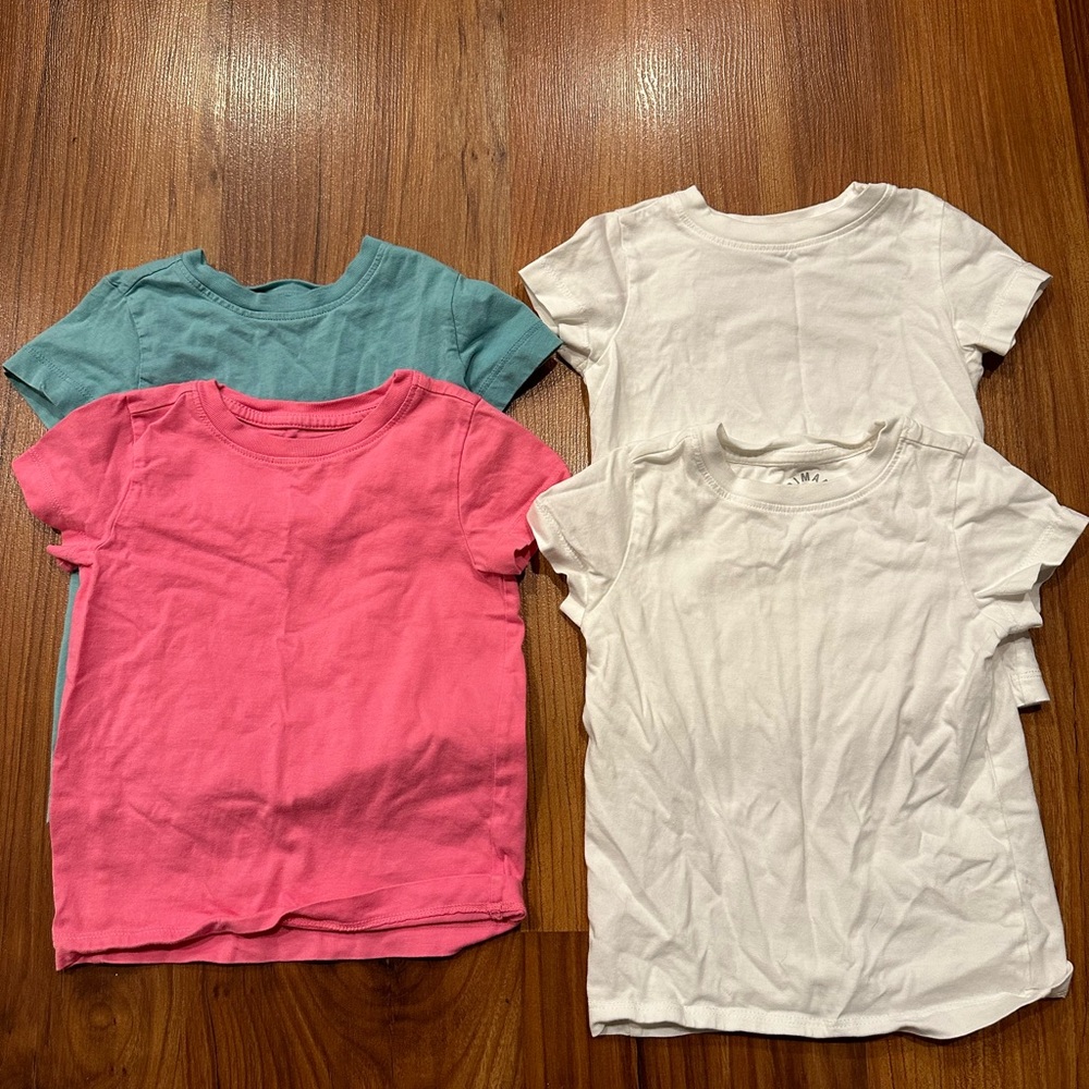 Primary tees size 3